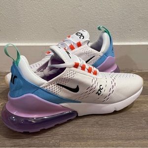 Nike Air Max
270 White/Blue
Womens
Sneakers Size
7.5 DX2351-100